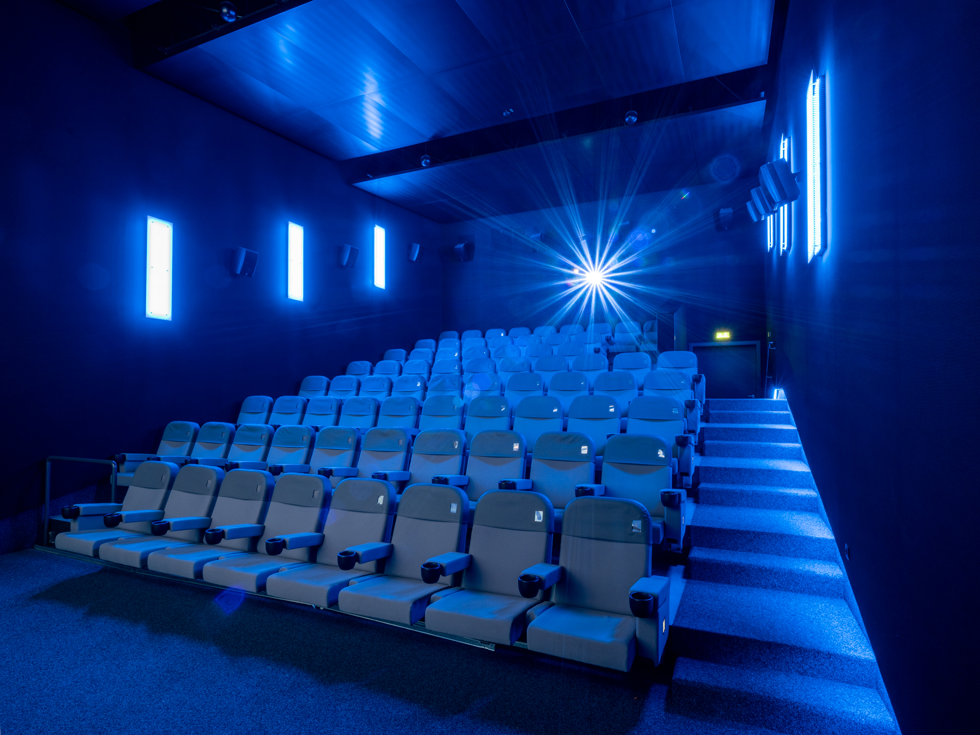 Penzing_Saal_9_front_1_HDR