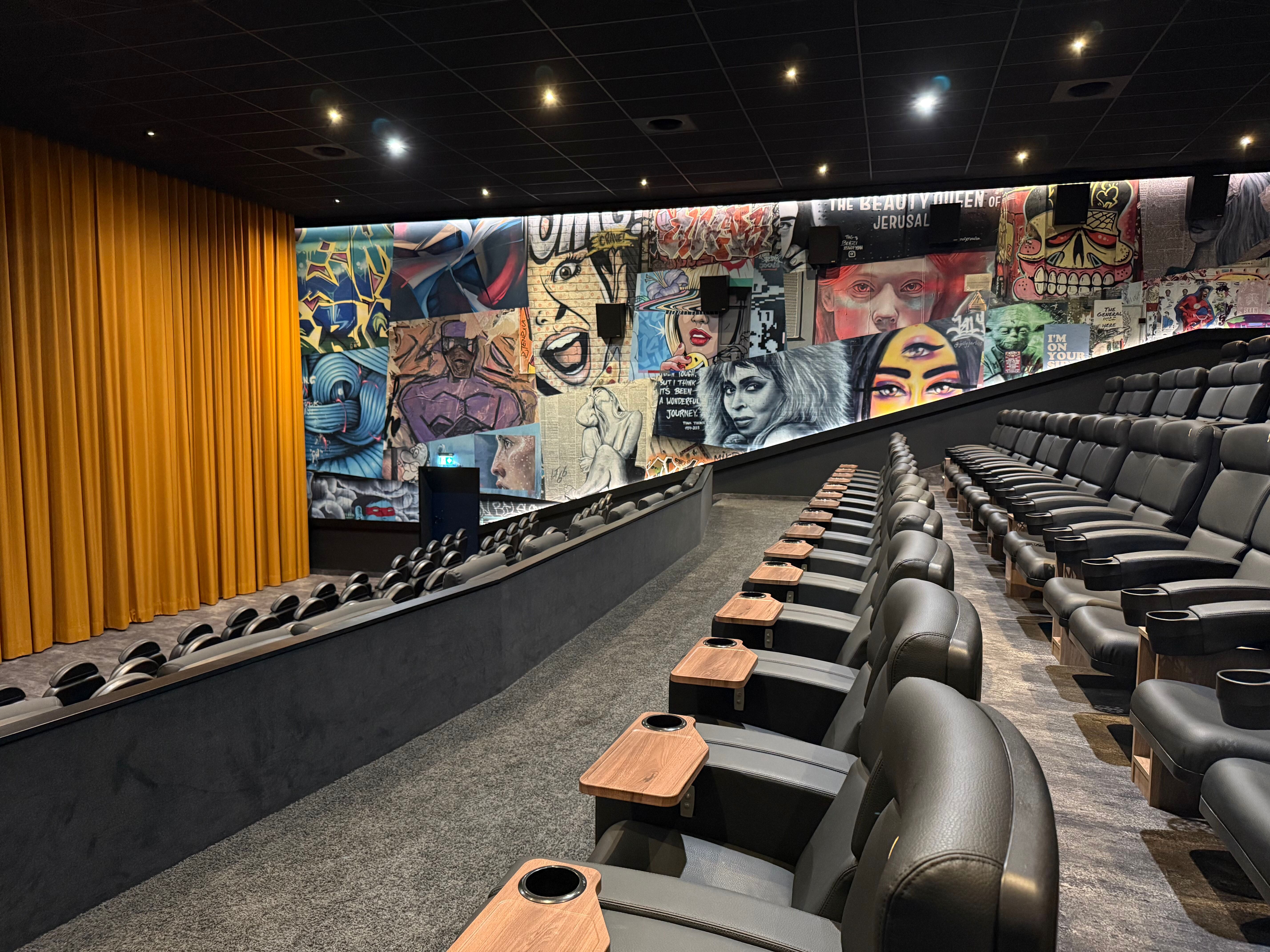 Premium_Sitzplätze_Slidebox_Limburg_3