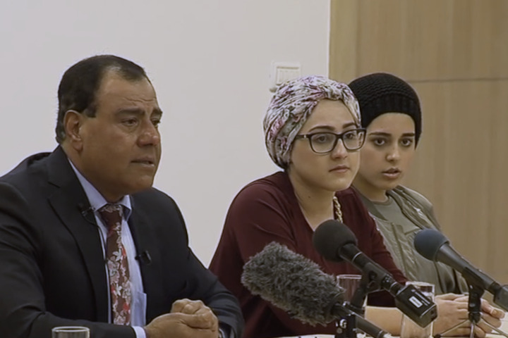 Szenenbild zu I Shall Not Hate - A Gaza Doctor's Journey of the Road to Peace and Human Dignity