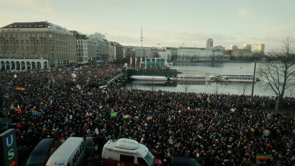 Szenenbild zu Kein Land für Niemand - Abschottung eines Einwanderungslandes