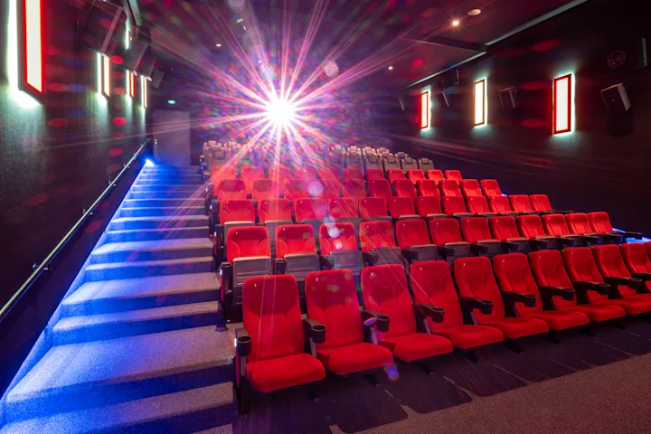 Meitingen_Saal_2_front