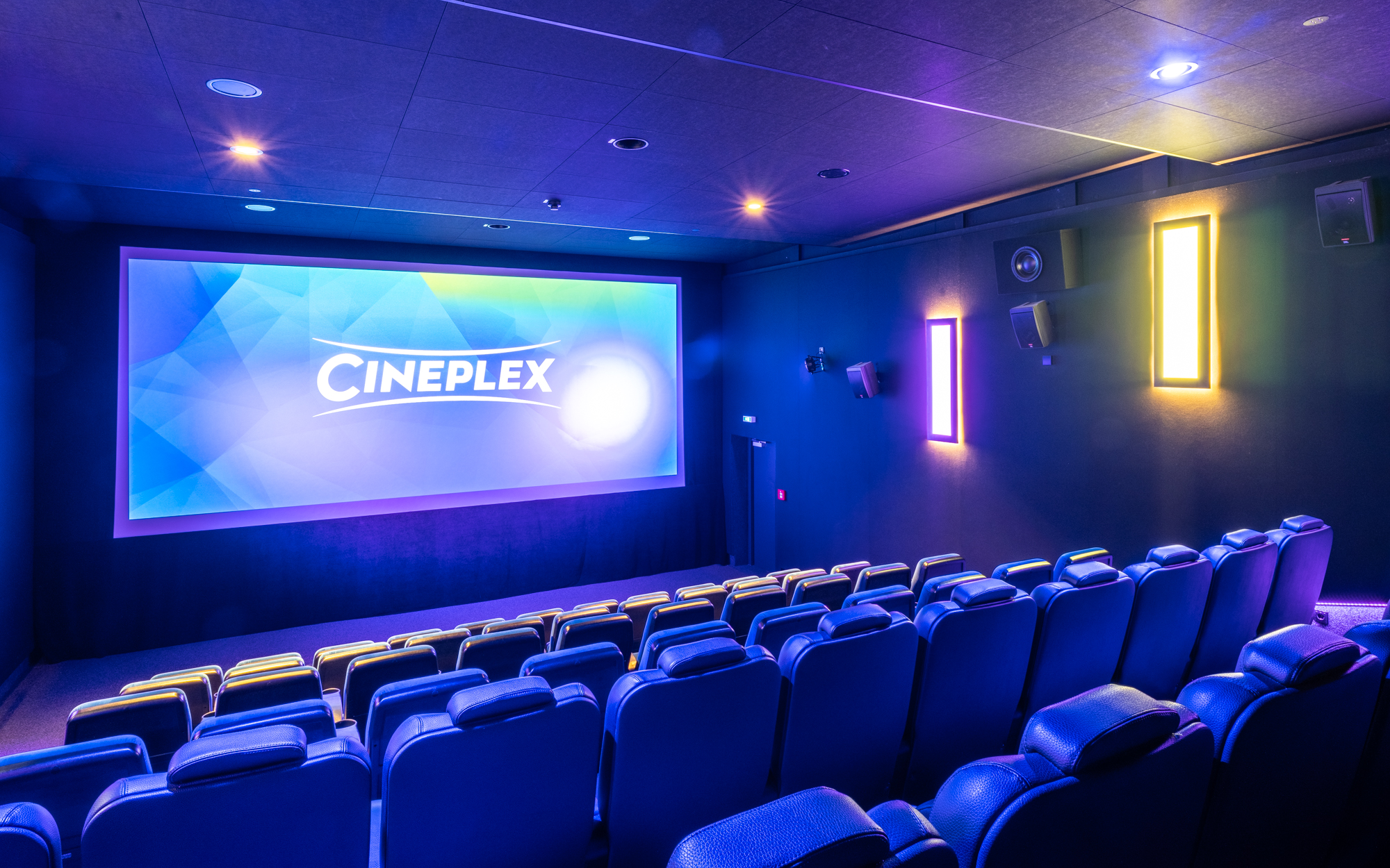 Meitingen_Saal_6_side_back_HDR