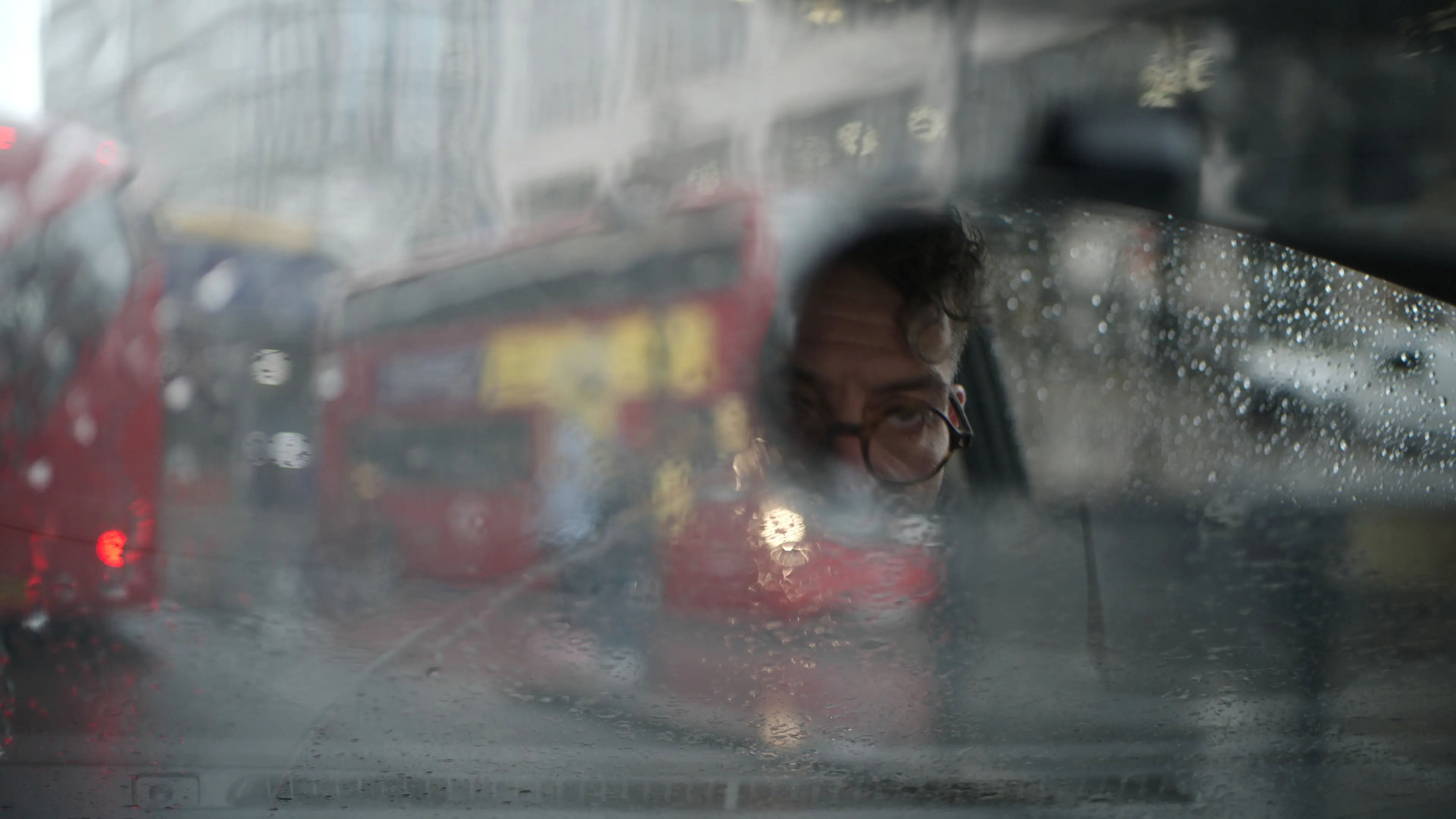 Szenenbild zu Friendly Fire - Erich Fried