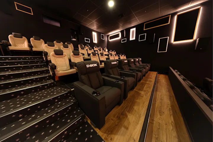 Kino 5 Cineplex Friedrichshafen