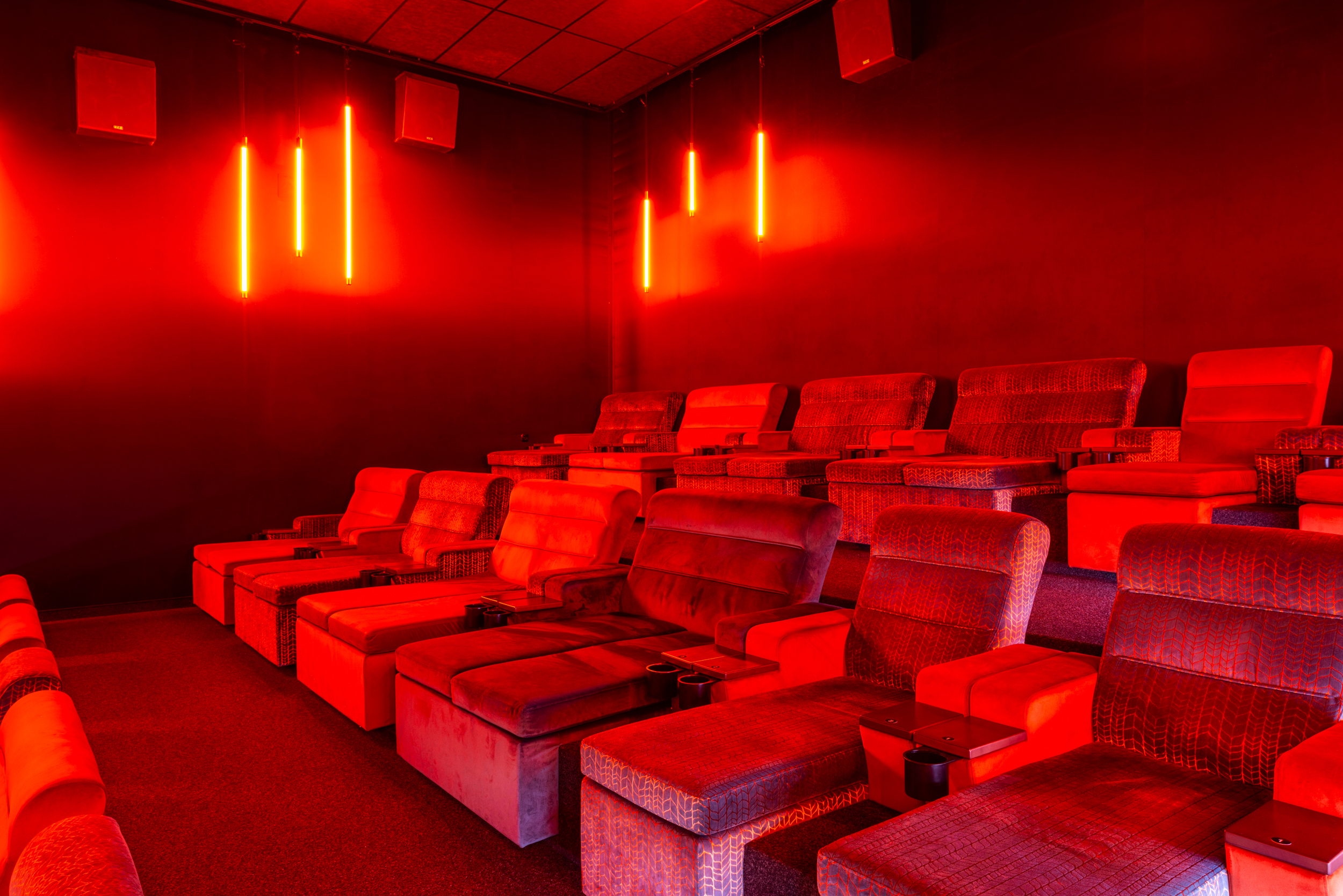 Pfaffenhofen_Saal_2_front_Web