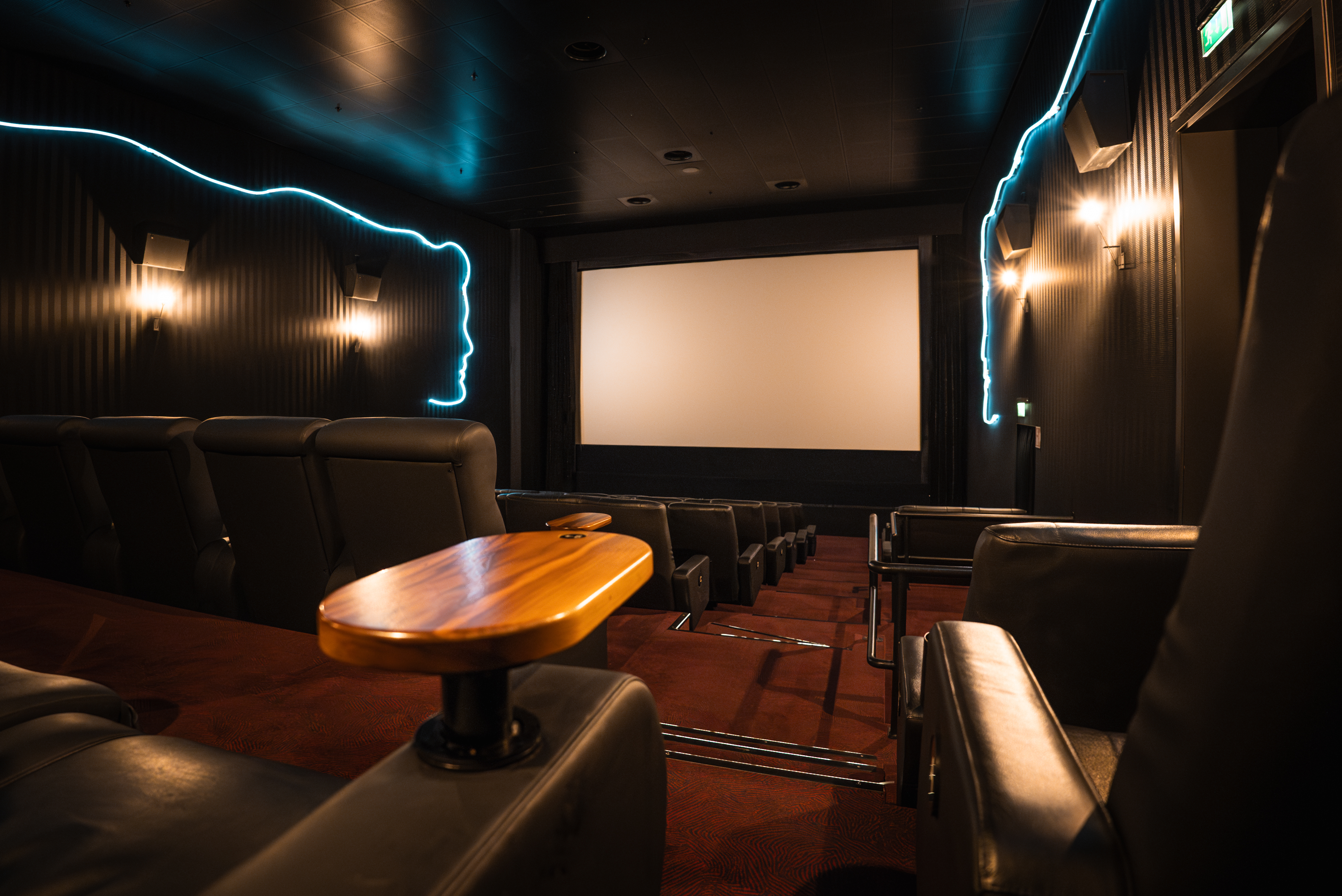 Bild Saal 6 Leinwand