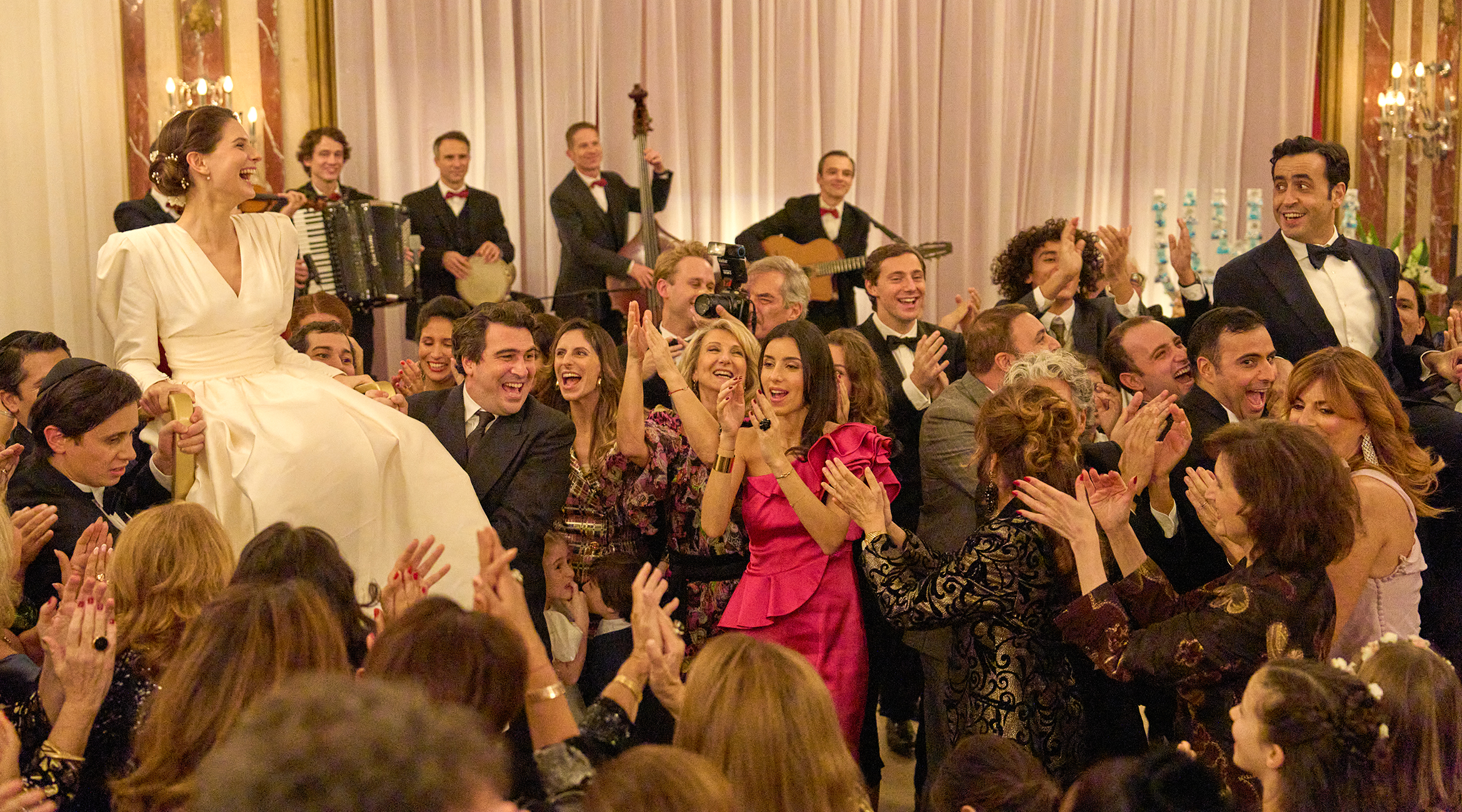 Szenenbild zu Mit Liebe und Chansons