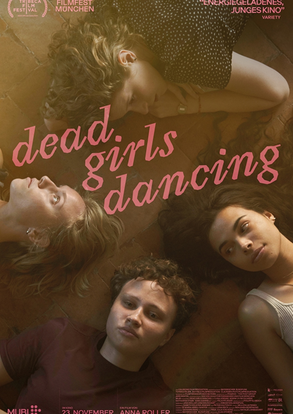 Filmplakat zu Dead Girls Dancing
