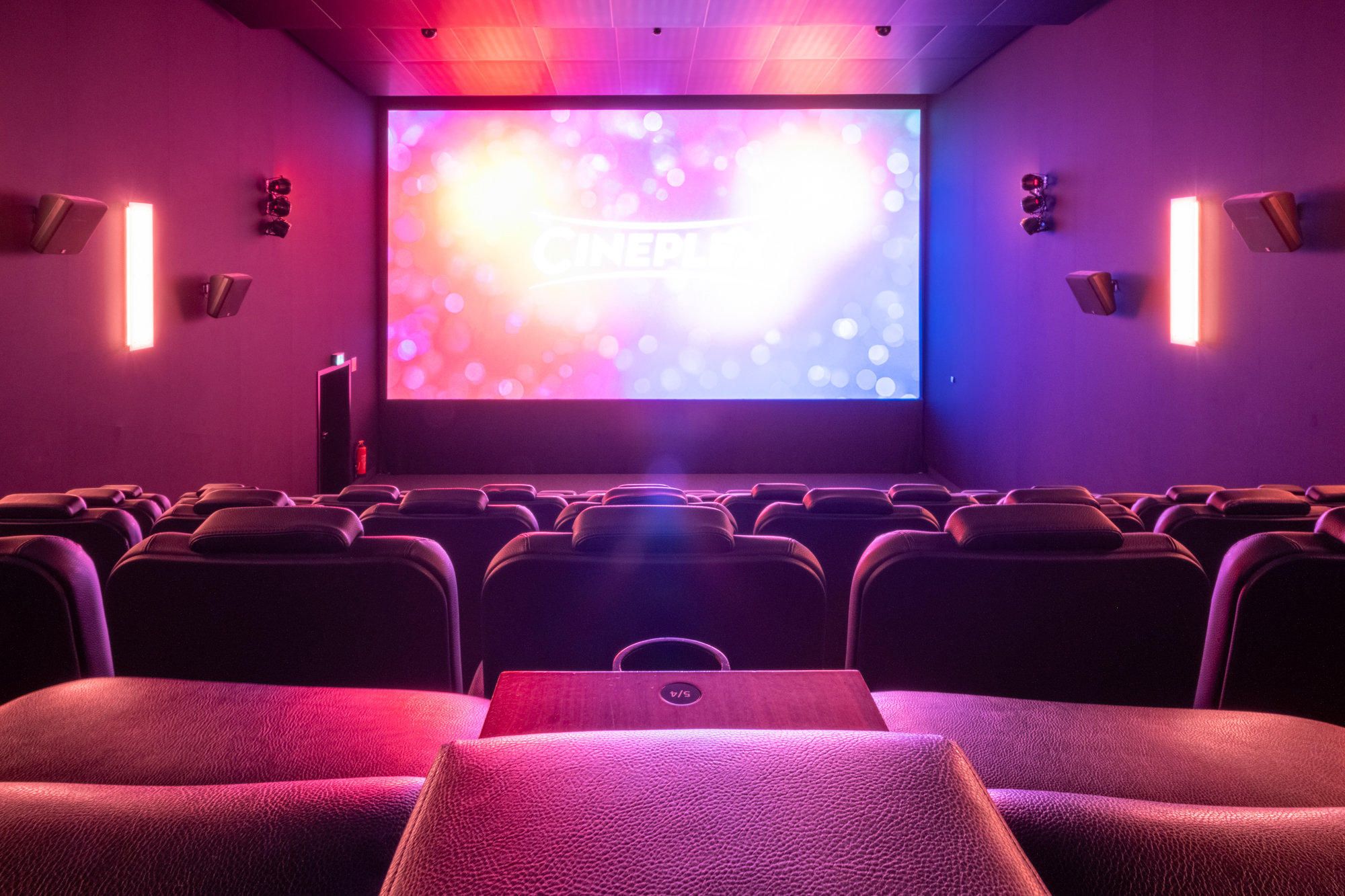 Penzing_Saal_1_back4_HDR