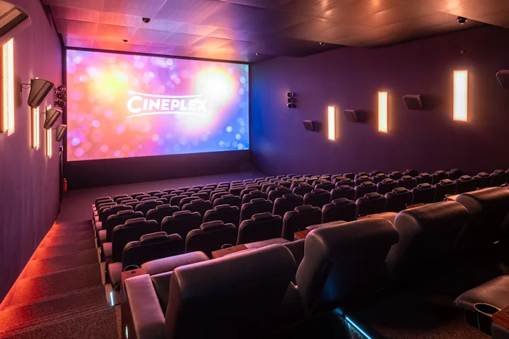 Penzing_Saal_2_back3_HDR