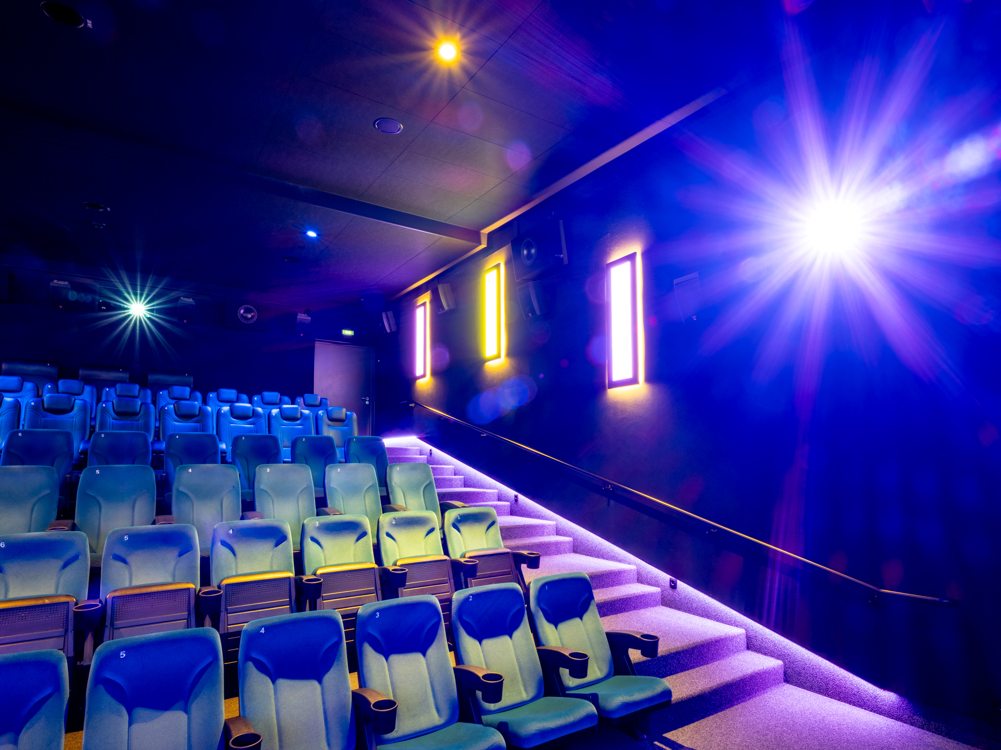 Meitingen_Saal_6_side_front_HDR