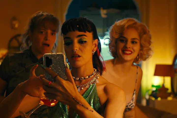 Szenenbild zu Balconettes