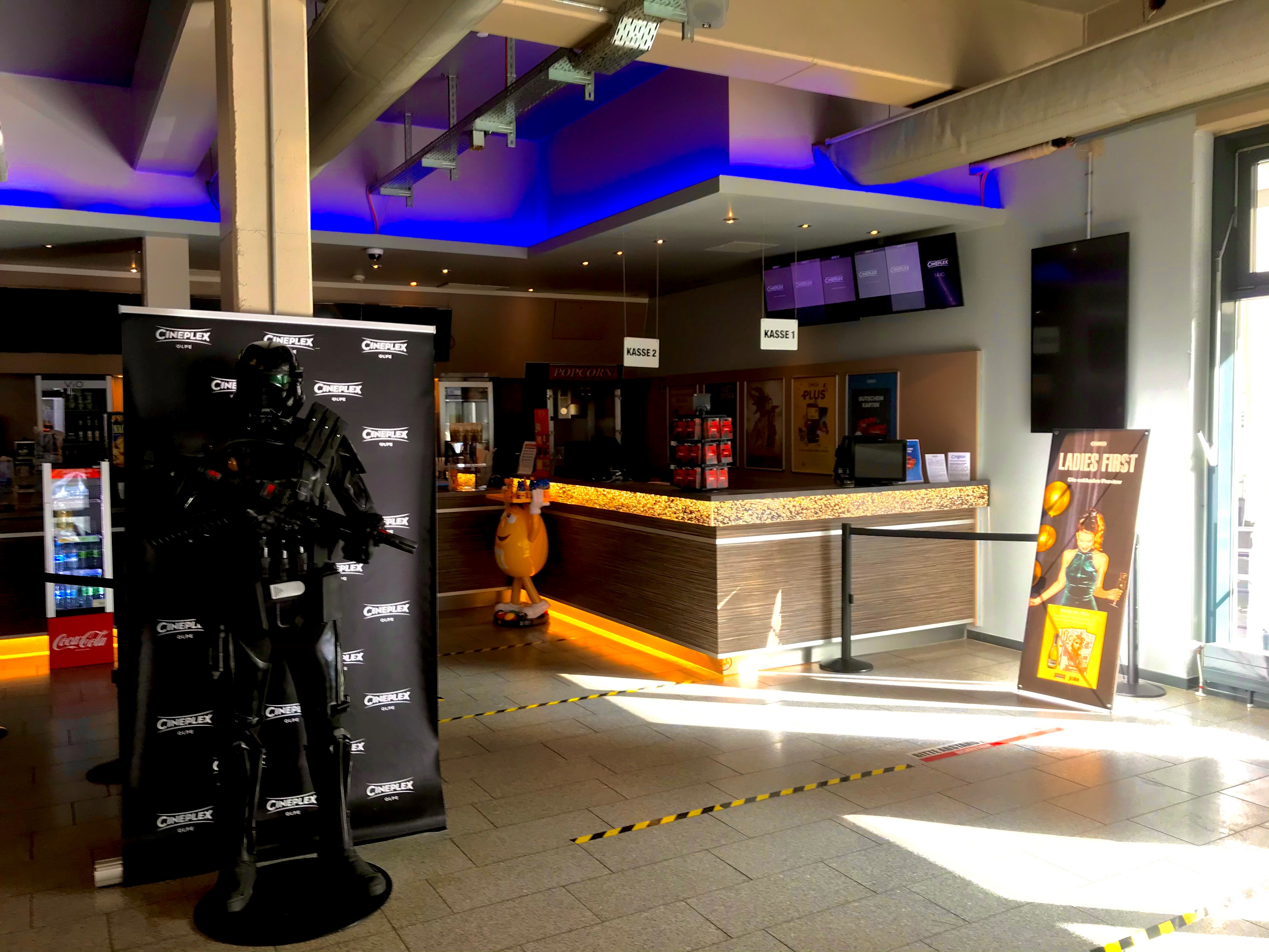 Bilder Foyer Cineplex Olpe