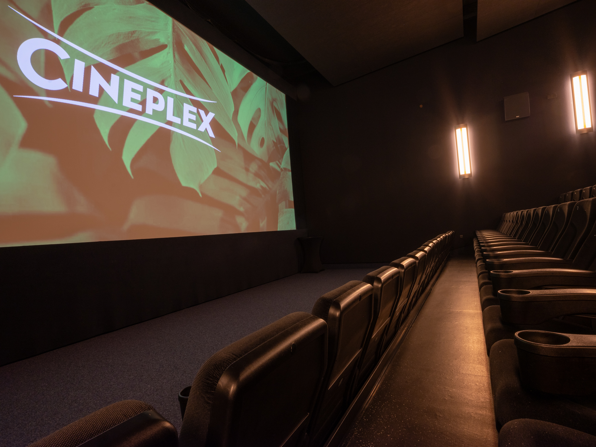 Memmingen_Saal_10_back_front1