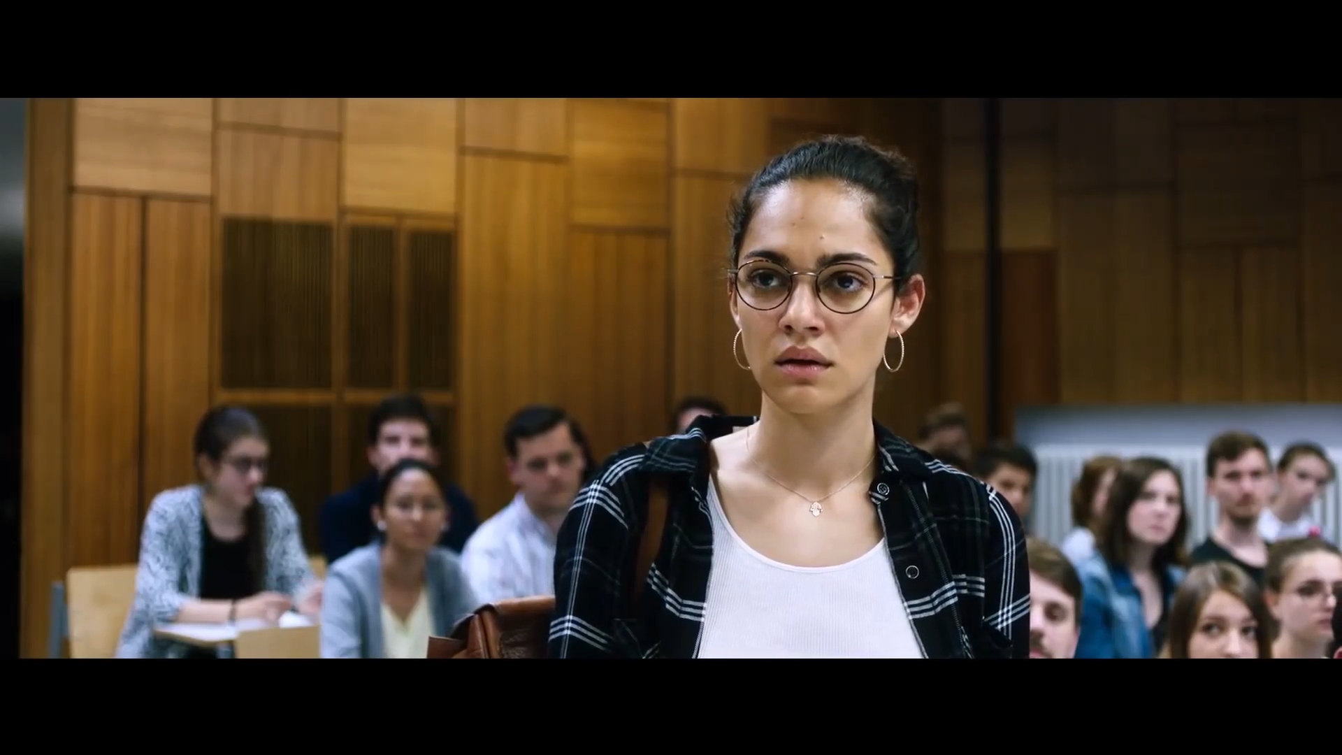 Szenenbild zu Contra