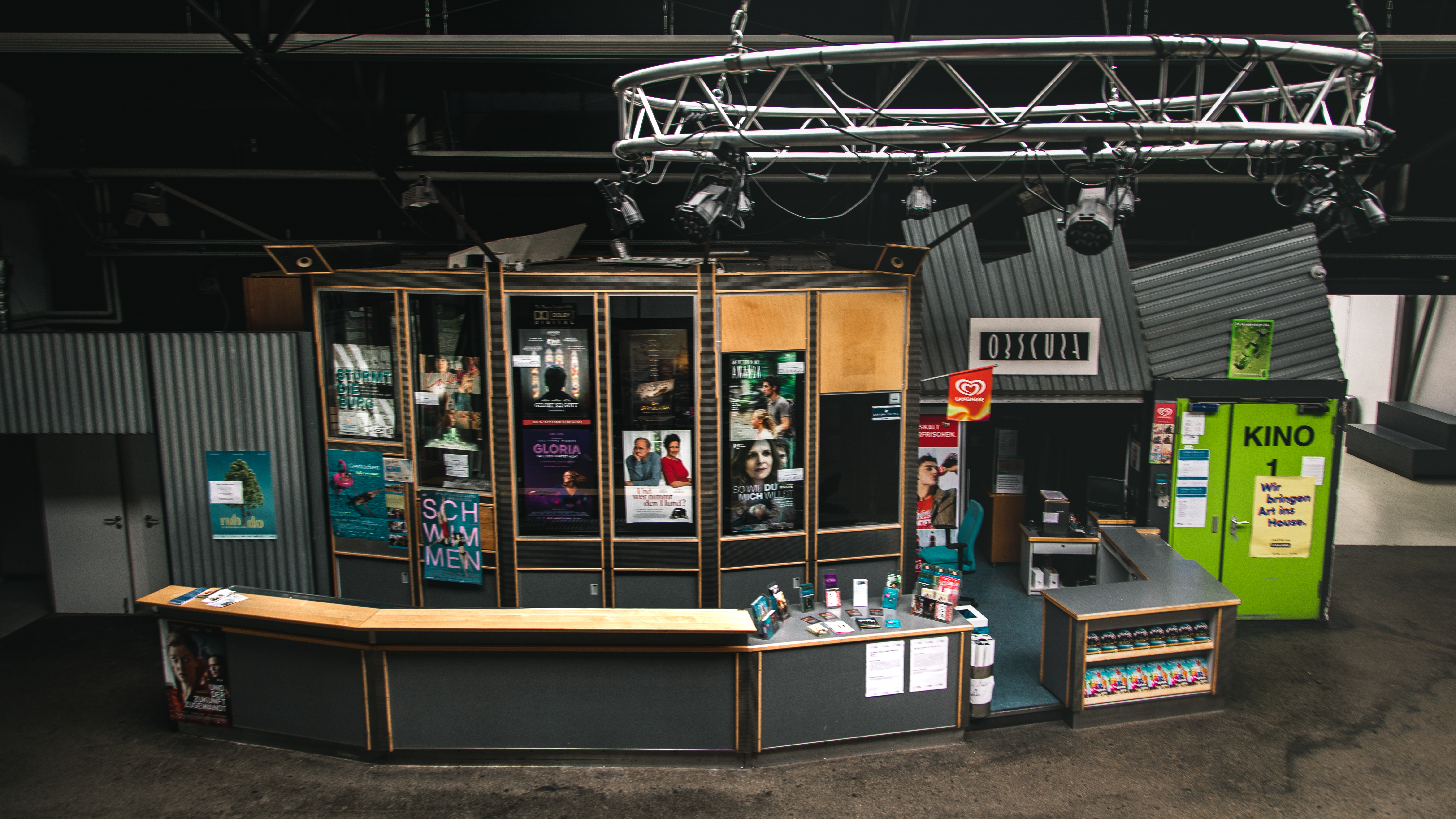 Innenansicht des Foyers im Obscura Ulm