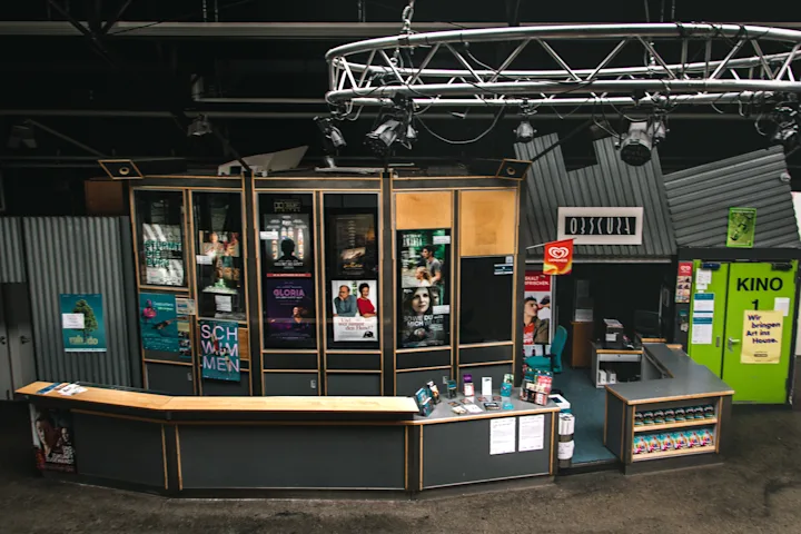 Innenansicht des Foyers im Obscura Ulm