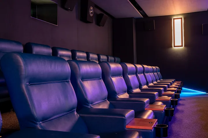 Germering_Saal6_2_Recliner