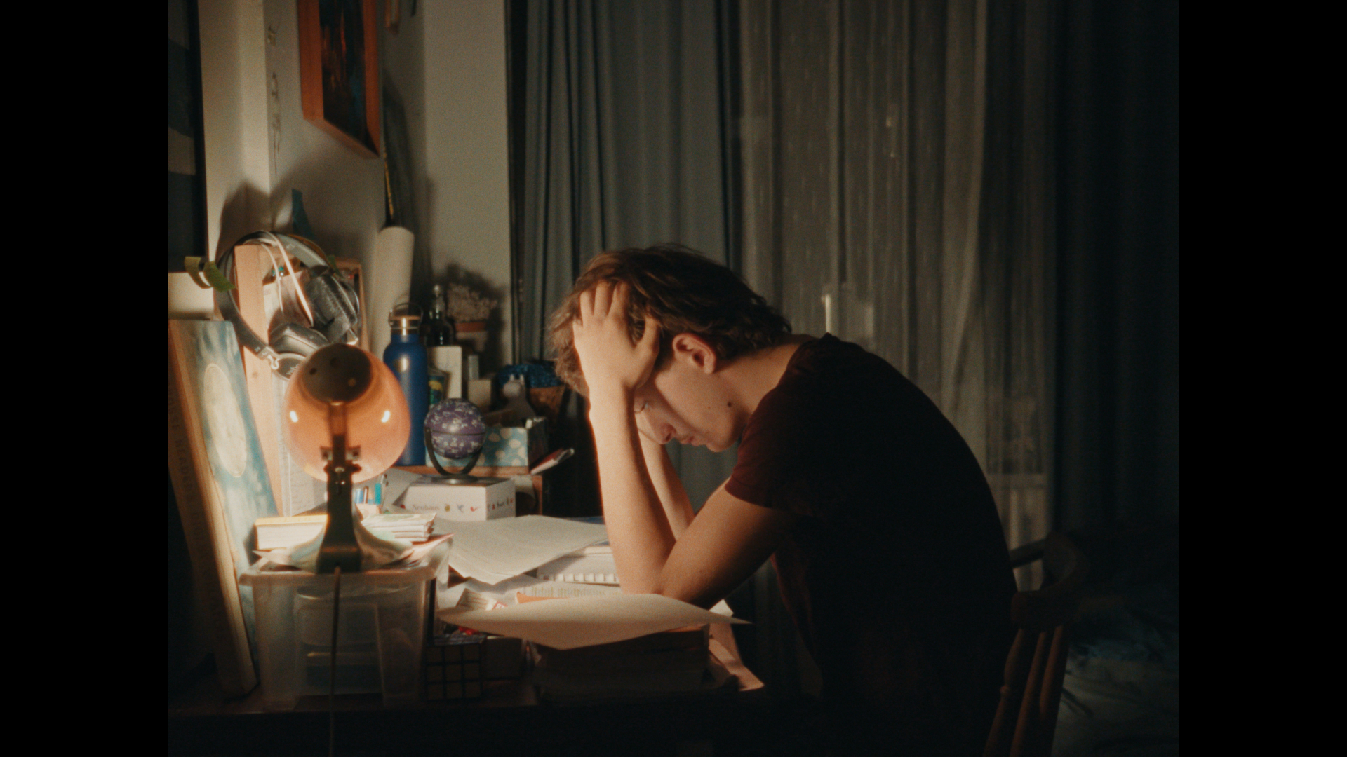 Szenenbild zu Eine Erklärung für alles