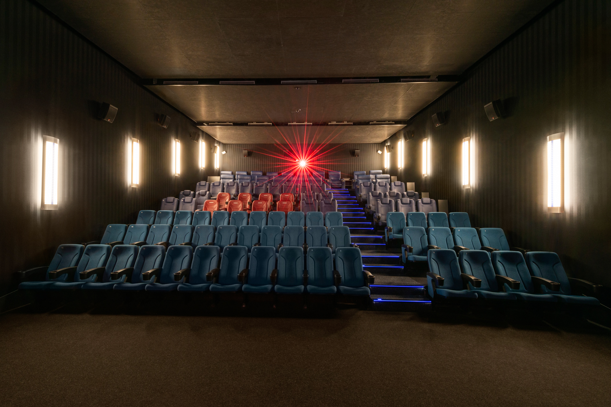 Aichach_Saal_07_front1