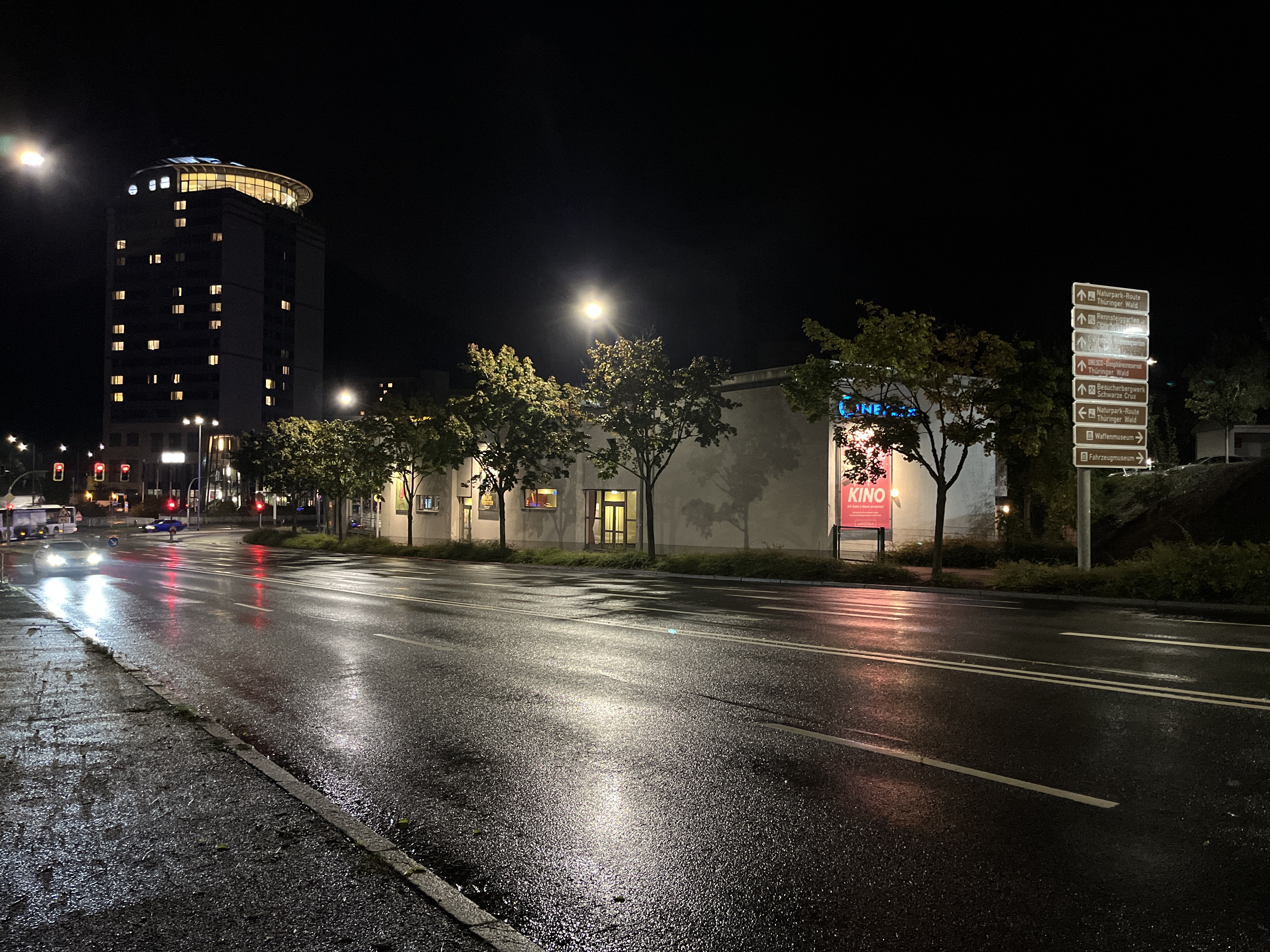 Das Cineplex Suhl von Außen (hinterer Bereich).