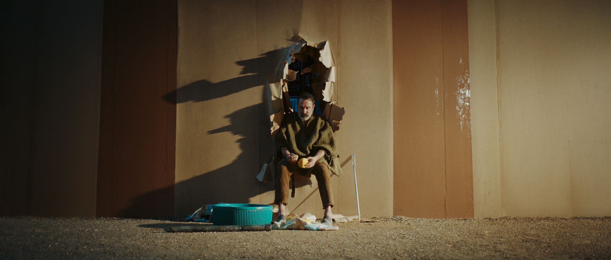 Szenenbild zu Der Mann, der immer kleiner wurde - Die unglaubliche Geschichte des Mr. C