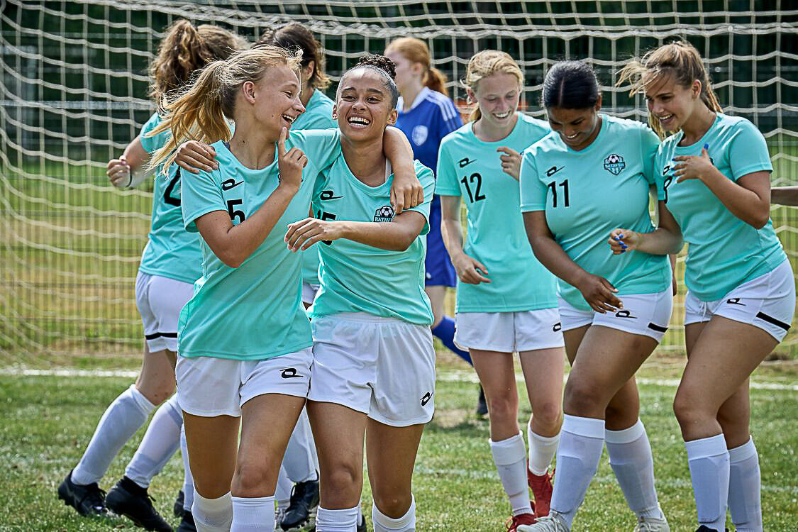 Szenenbild zu Lioness - die Löwin