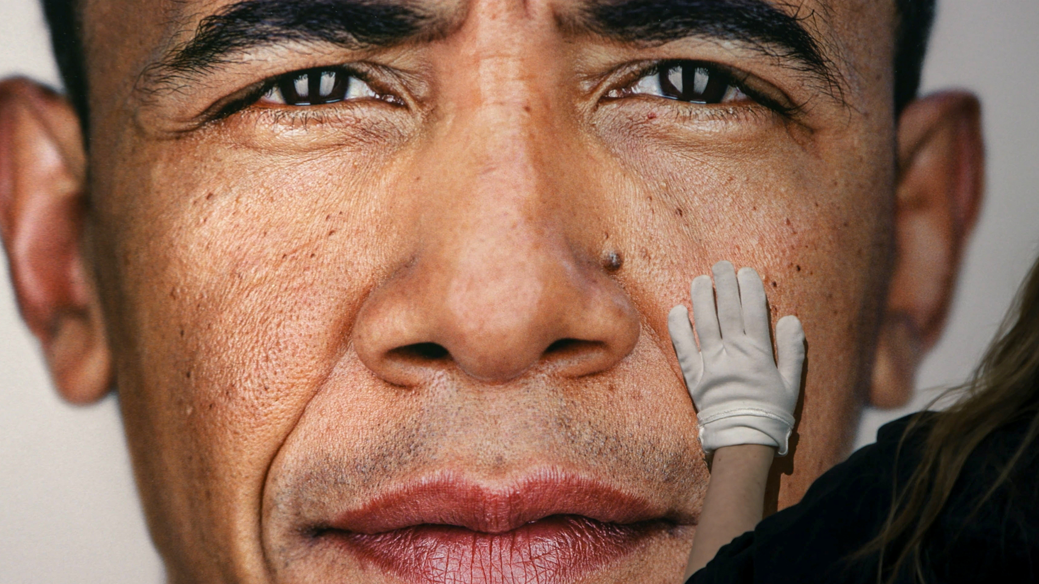 Szenenbild zu We All Bleed Red