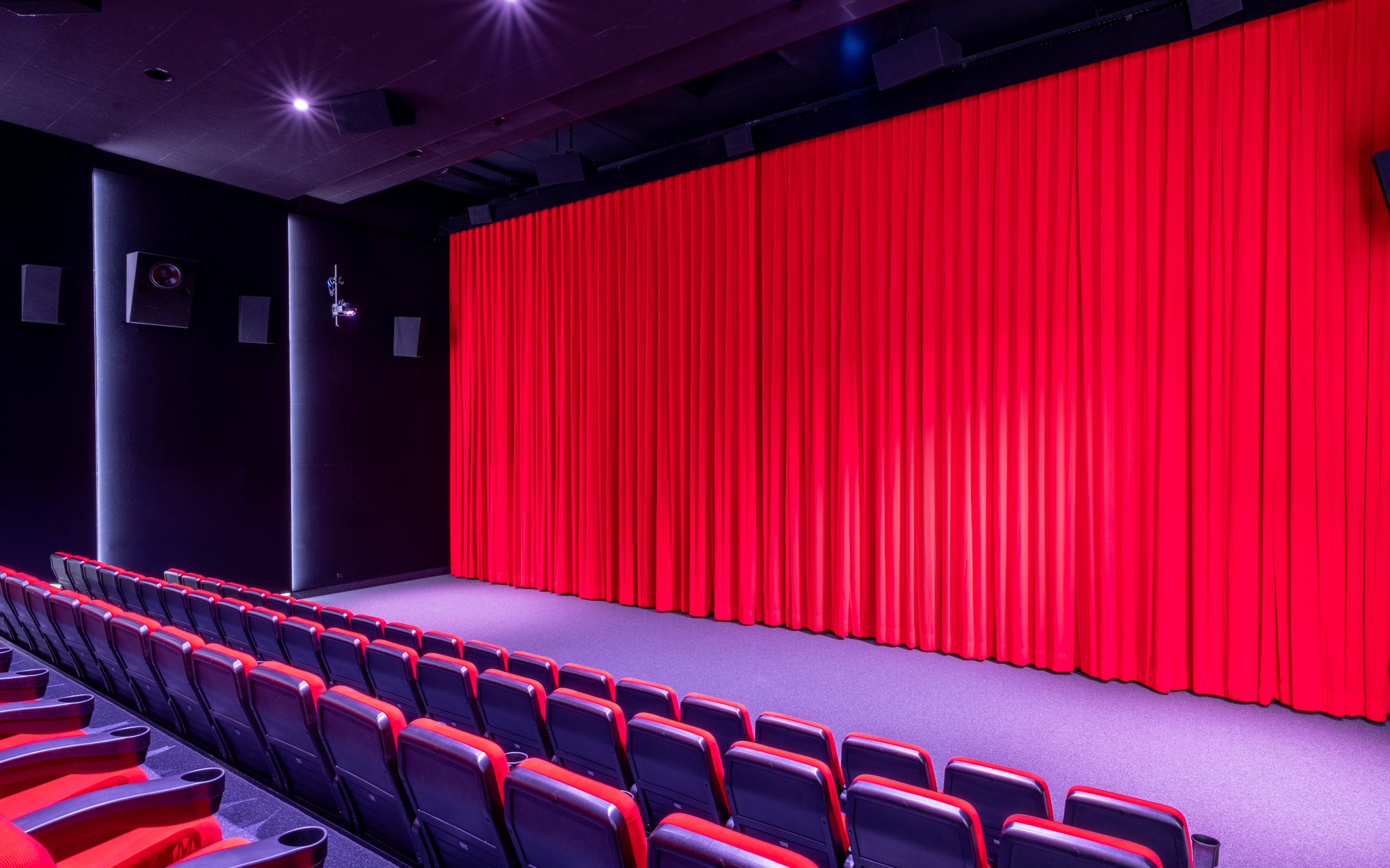 Meitingen_Saal_4_side_back1_HDR