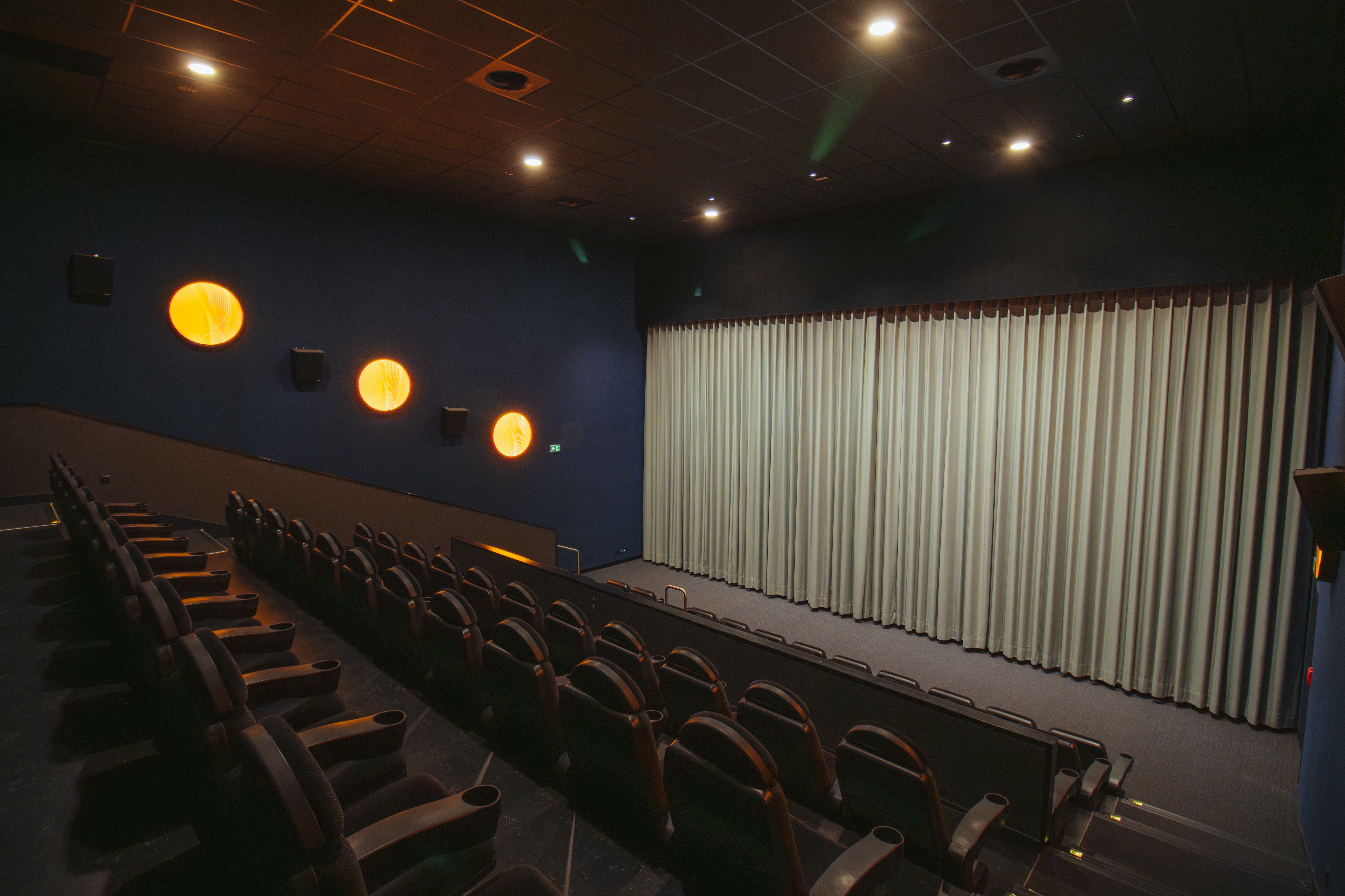 Kino4_GTH_Hinten_Seitlich