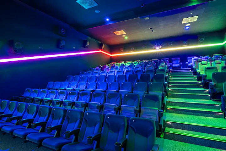 Meitingen_Saal_7_front_HDR