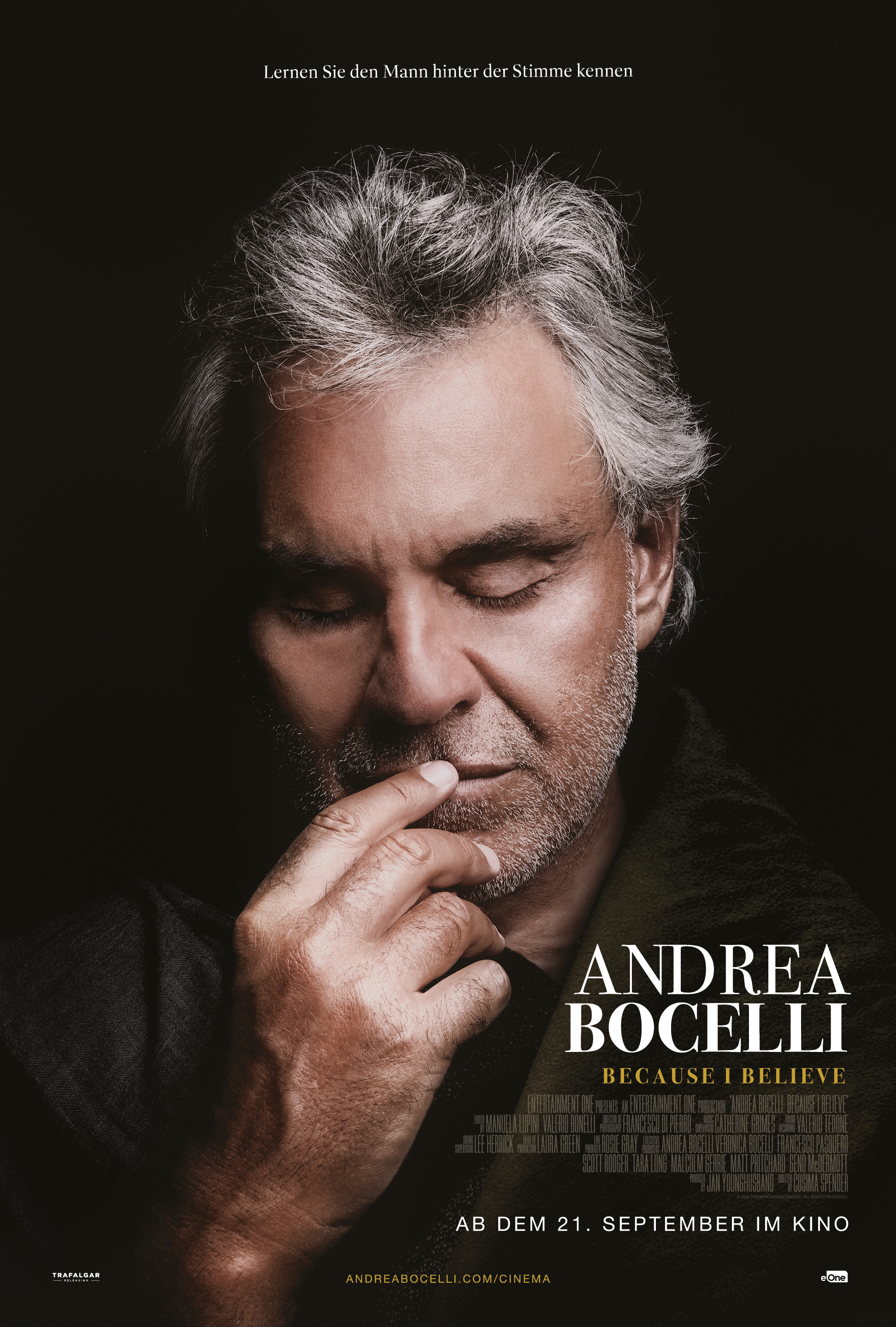 Filmplakat zu Andrea Bocelli: Because I Believe (Dokumentarfilm)