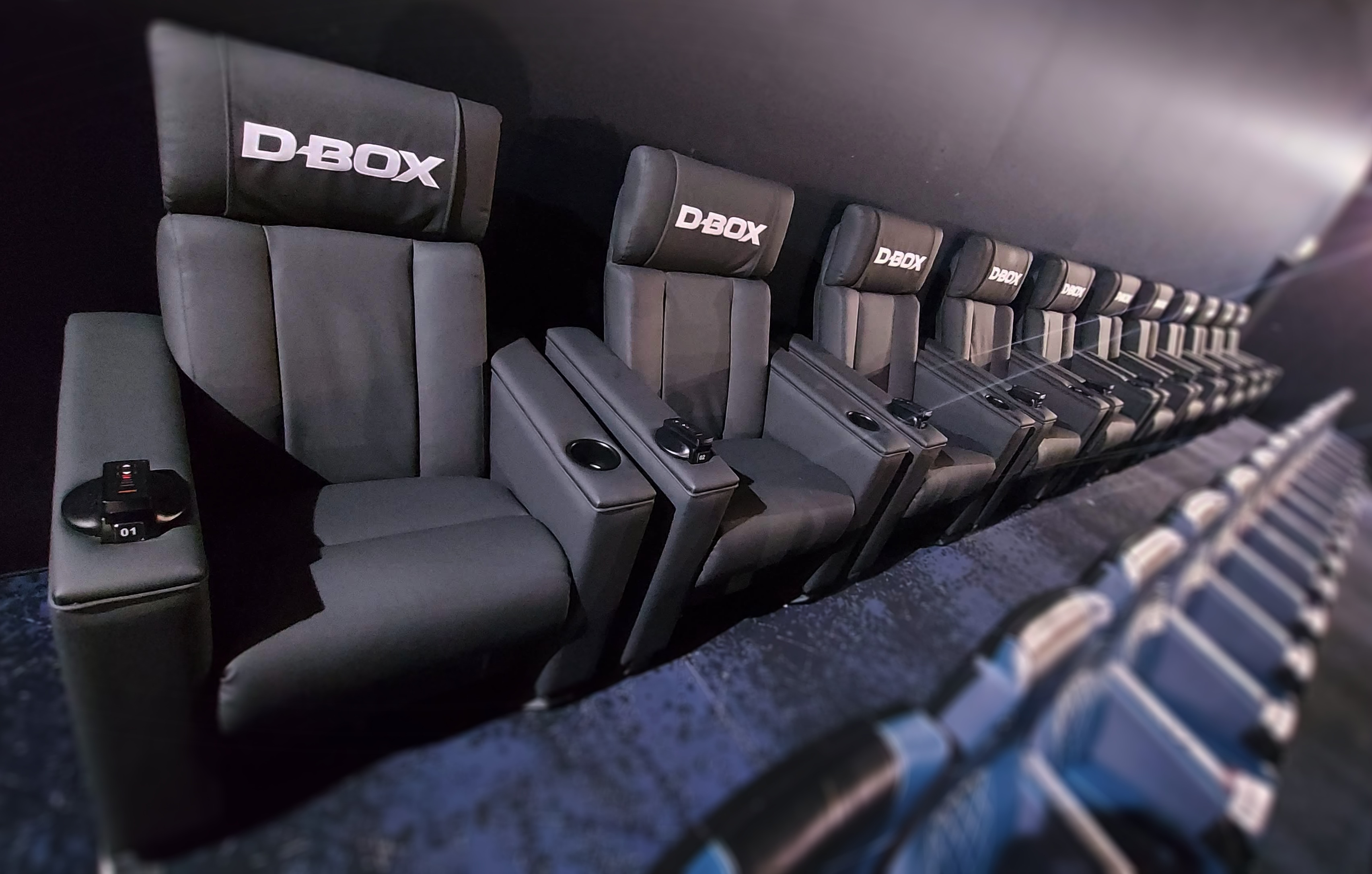 Abbildung DBox Sessel Kino 9