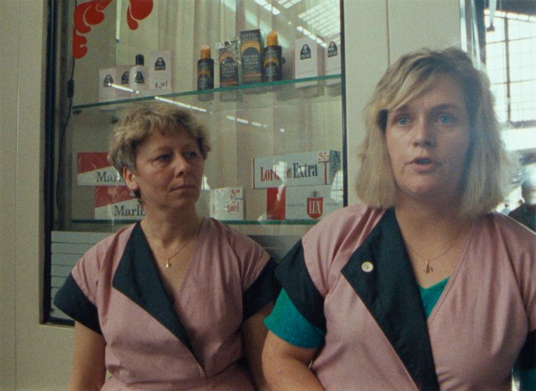 Szenenbild zu Berlin Bahnhof Friedrichstrasse 1990