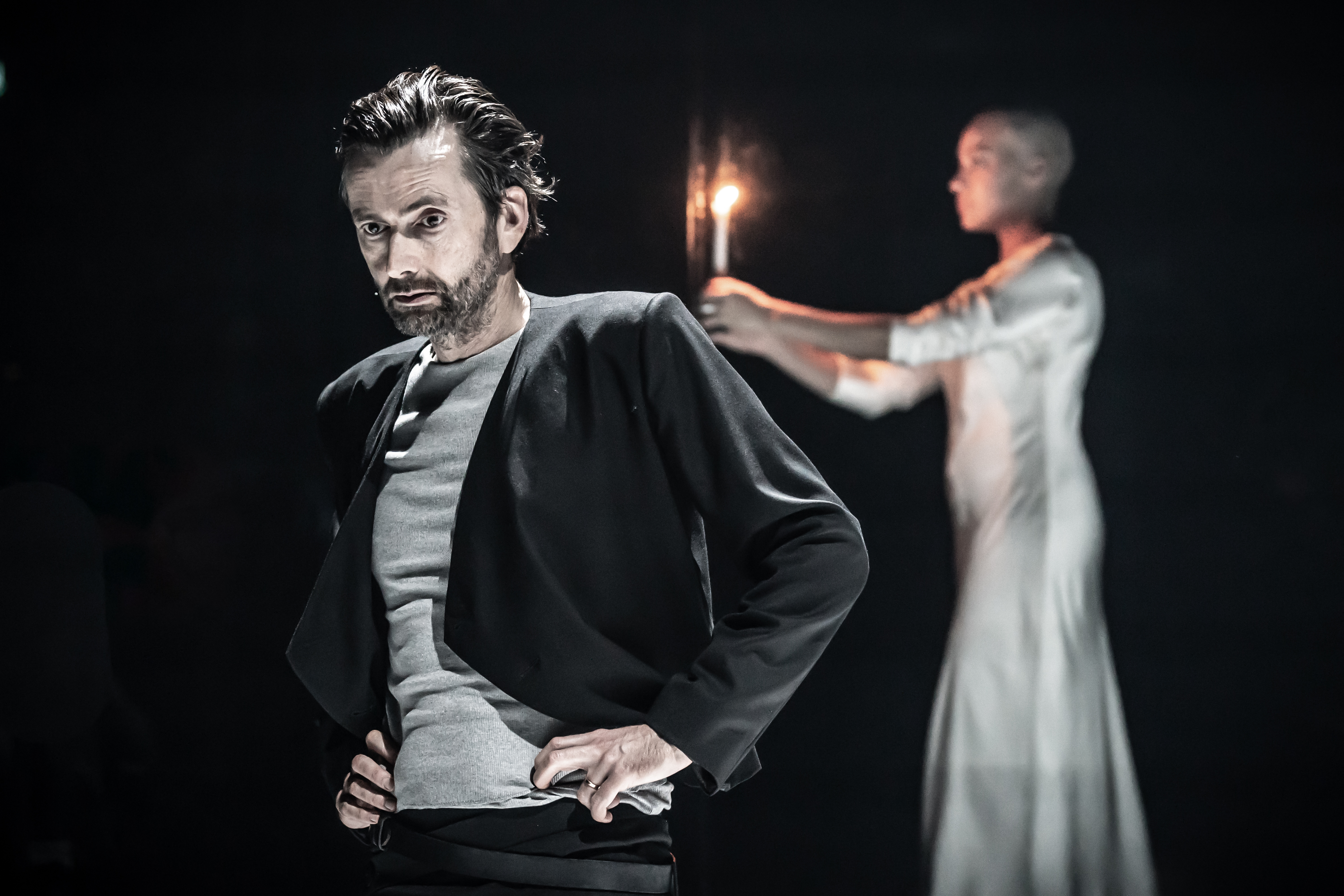 Szenenbild zu Macbeth: David Tennant & Cush Jumbo