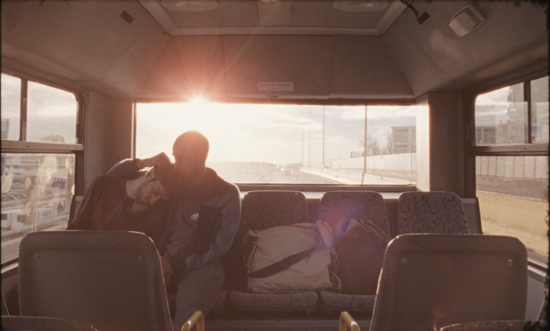 Szenenbild zu To a Land Unknown