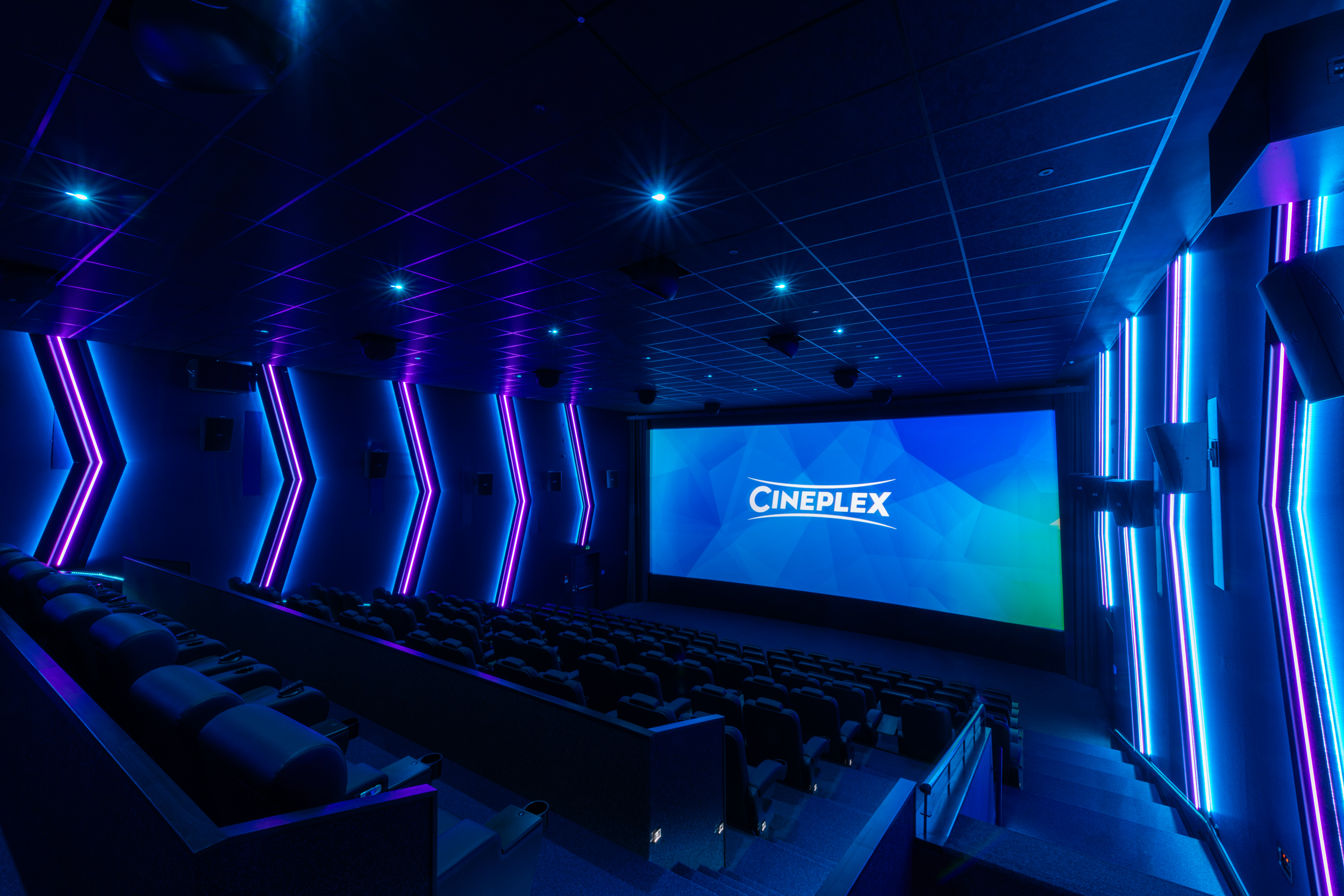 Pfaffenhofen_Saal_8_back_Web