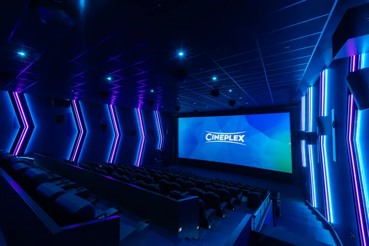 Pfaffenhofen_Saal_8_back_Web