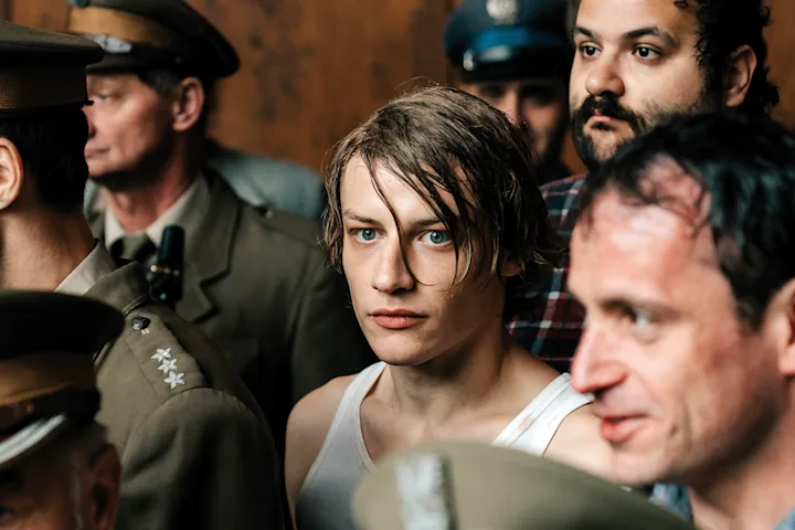 Szenenbild zu Frau aus Freiheit