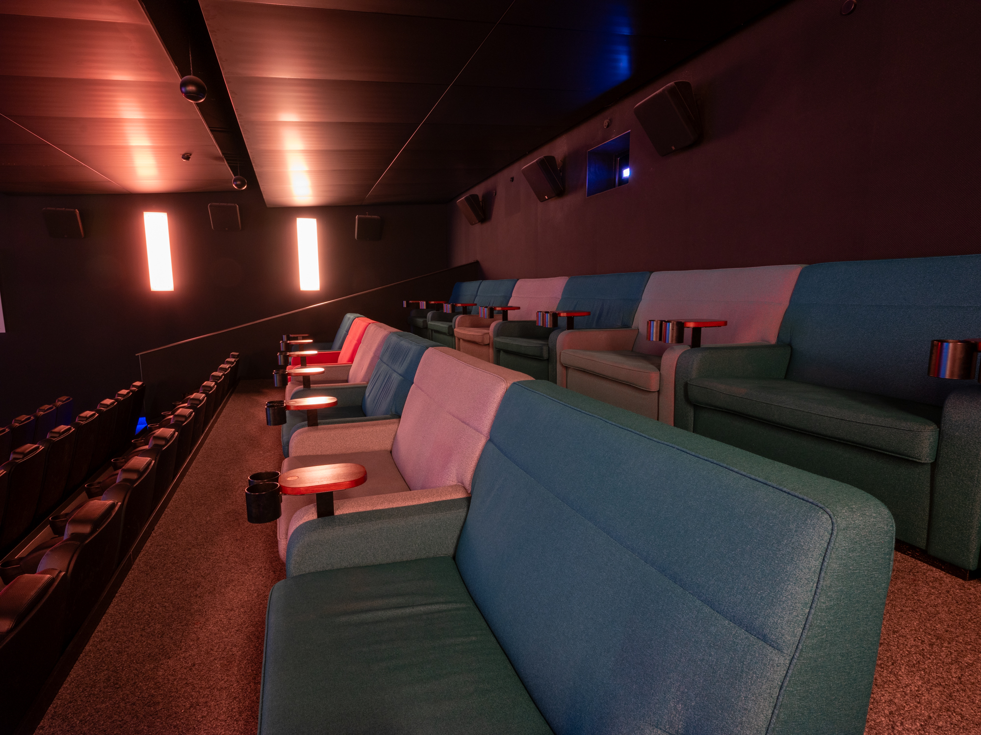 Penzing_Saal_5_back_side2