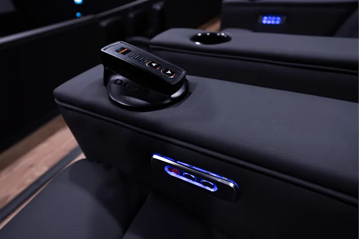 Kino 5 Cineplex Friedrichshafen