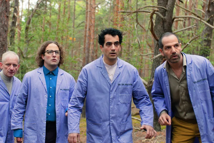 Szenenbild zu Die geschützten Männer