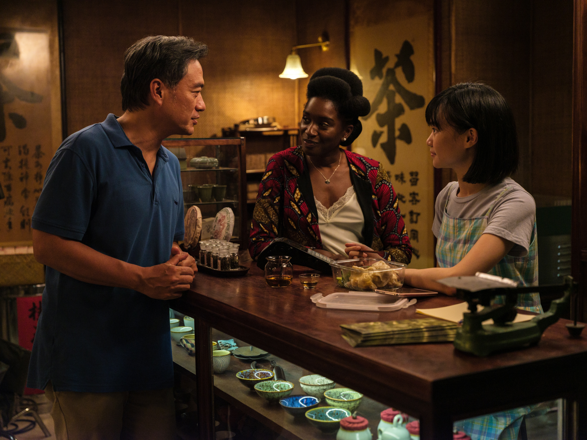 Szenenbild zu Black Tea