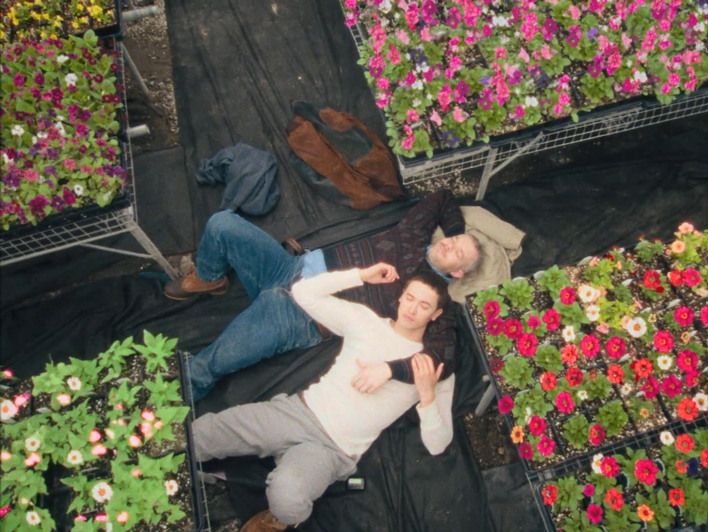 Szenenbild zu Plainclothes