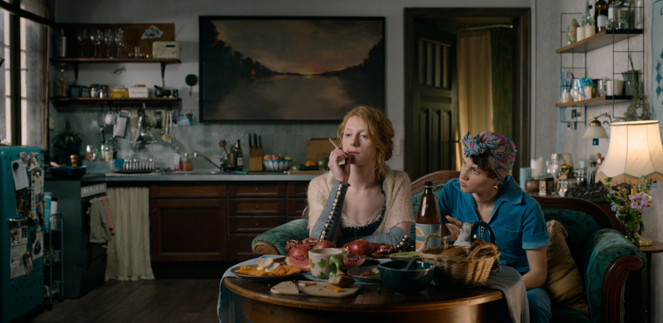 Szenenbild zu Smalltown Girl