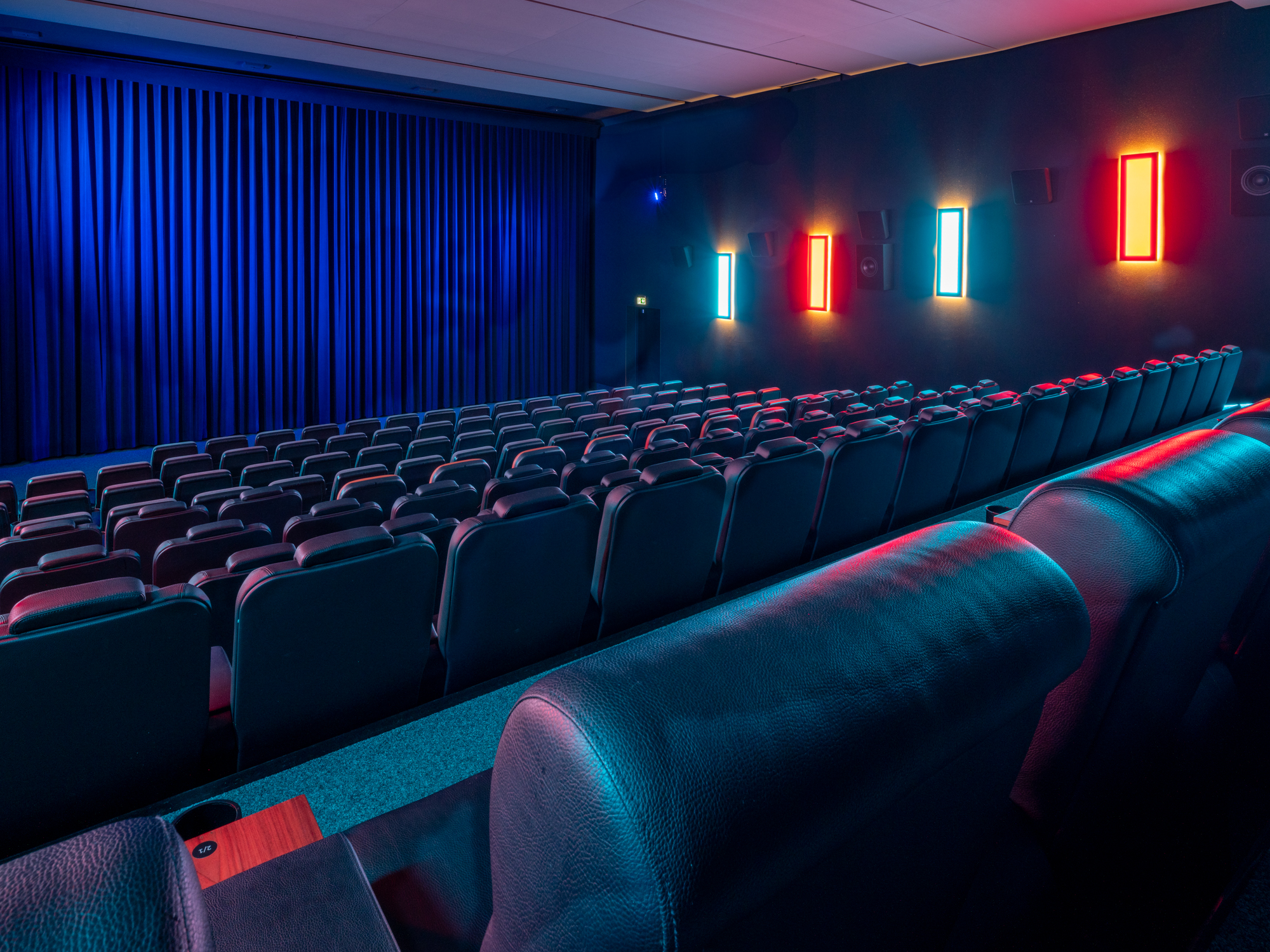 Germering_Saal7_2_Vorhang