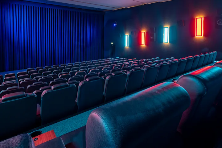 Germering_Saal7_2_Vorhang