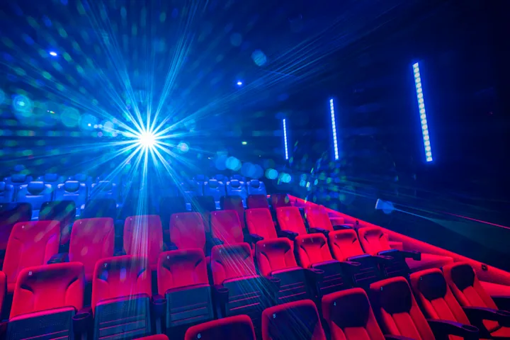 Meitingen_Saal_3_side_front