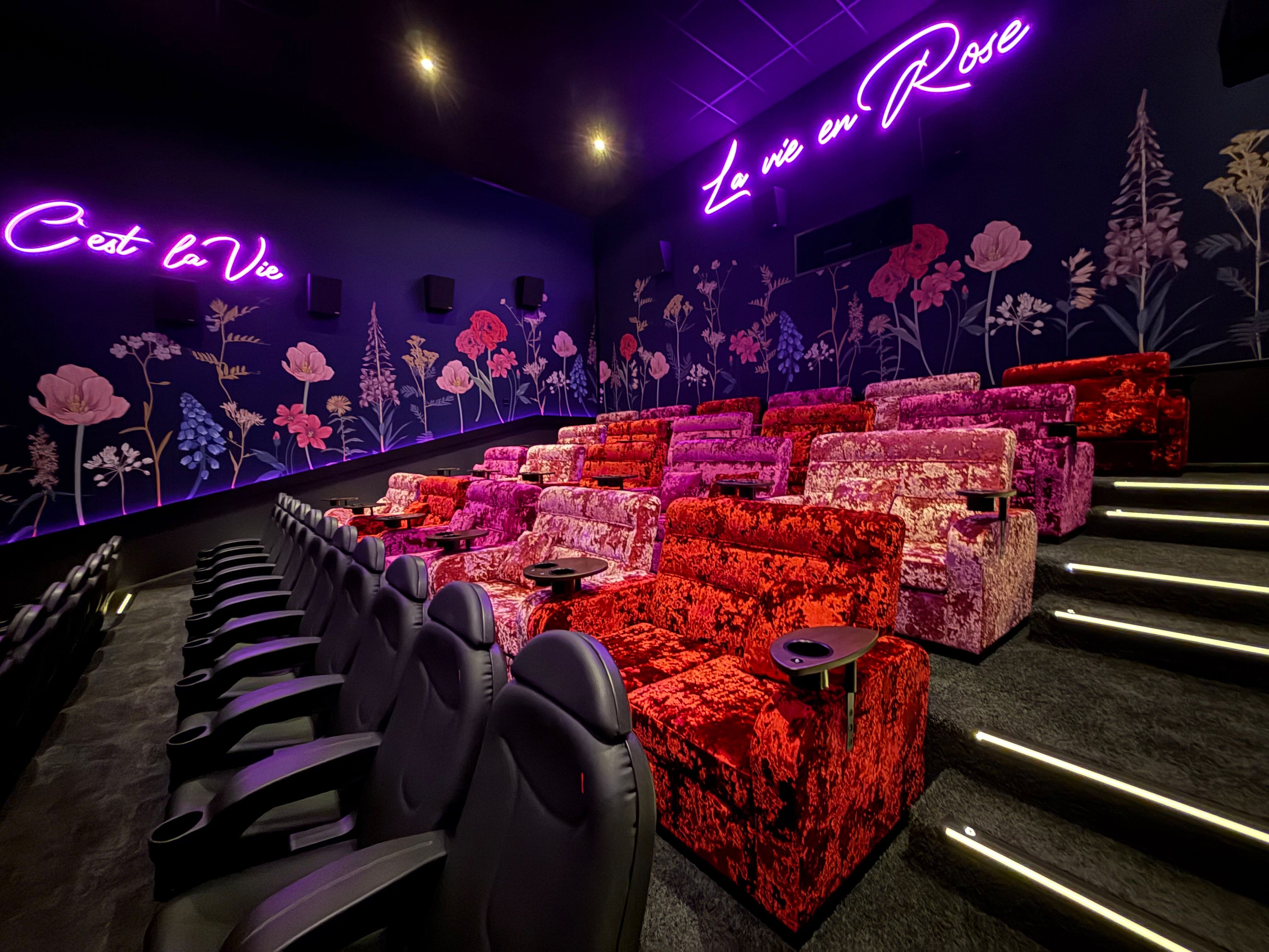 Sofa_Sitzplätze_Slidebox_Limburg_2