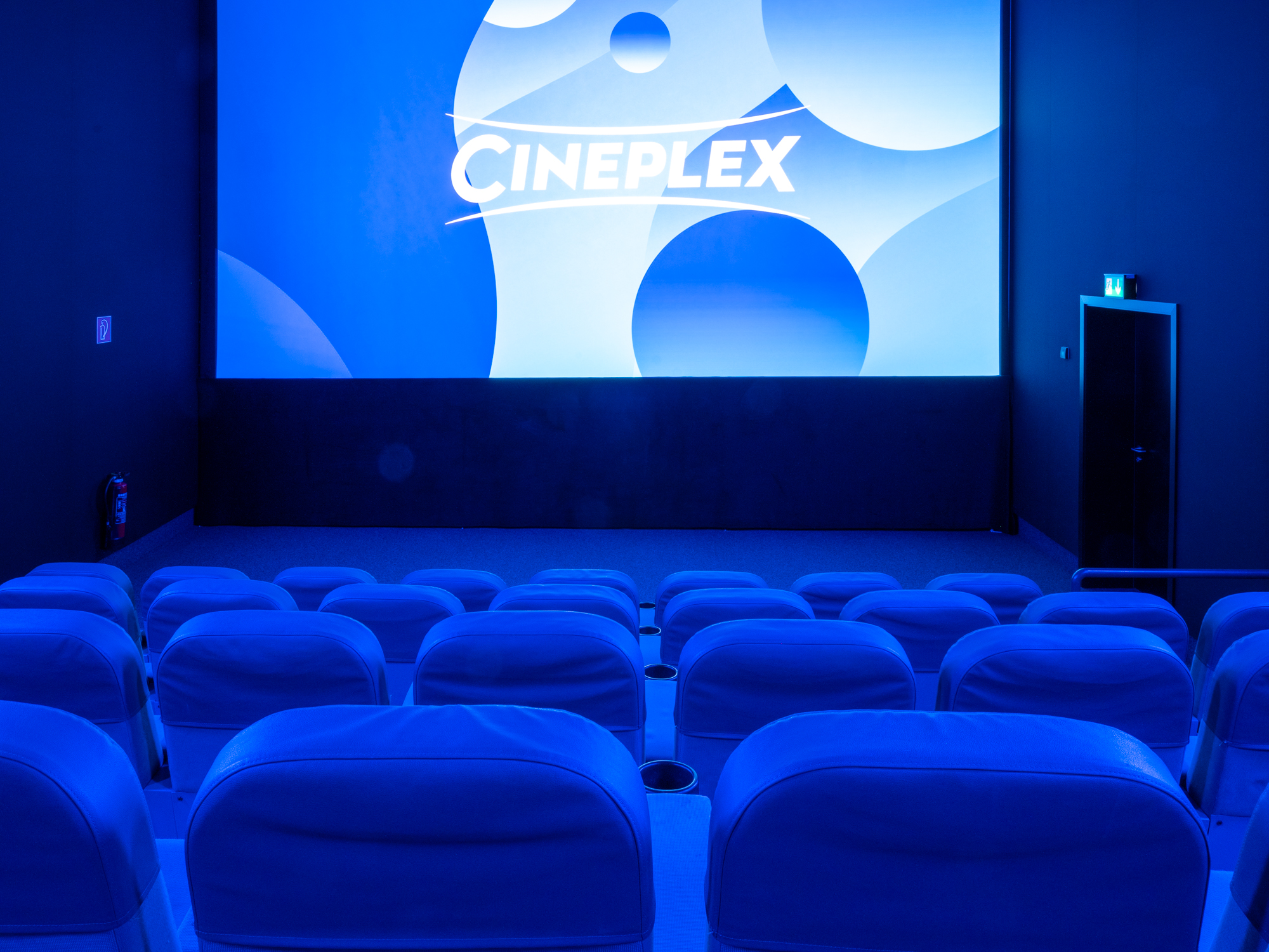 Penzing_Saal_9_back2